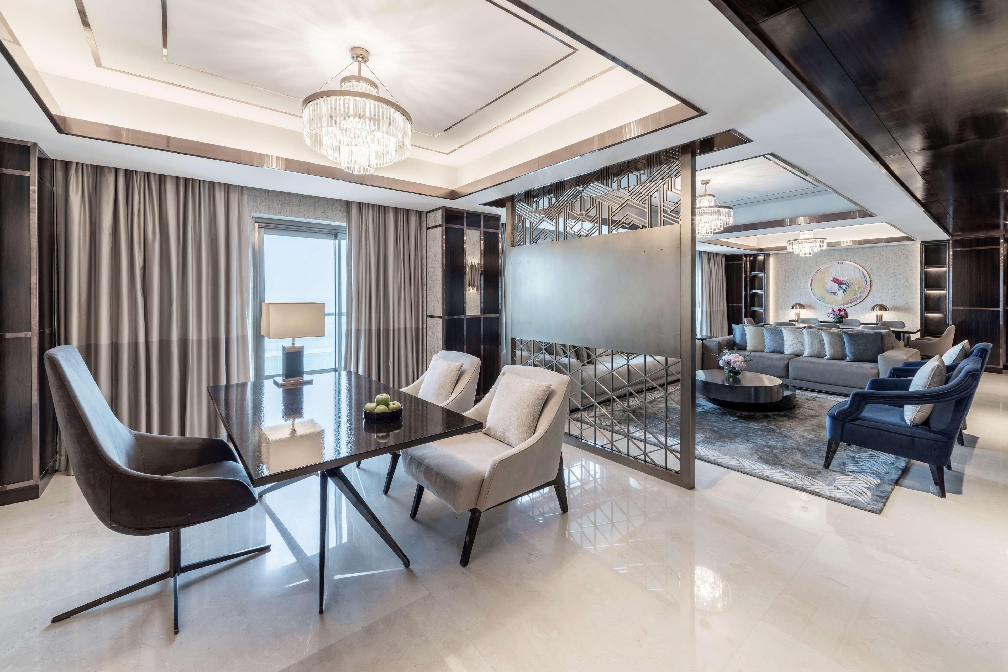 Hilton Doha The Pearl Hotel Kültér fotó The Presidential Suite